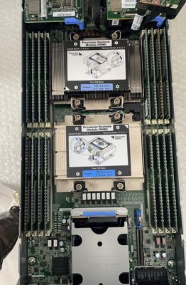 Lenovo ThinkSystem SN550 V2 Blade Server Processador 2,2 GHz Pronto para envio